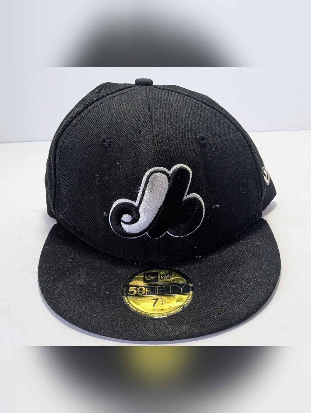 New Era 59FIFTY Montreal Expos Black Fitted Hat MLB Logo Size 7 1/4